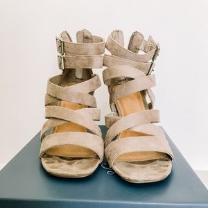 Universal Thread heels